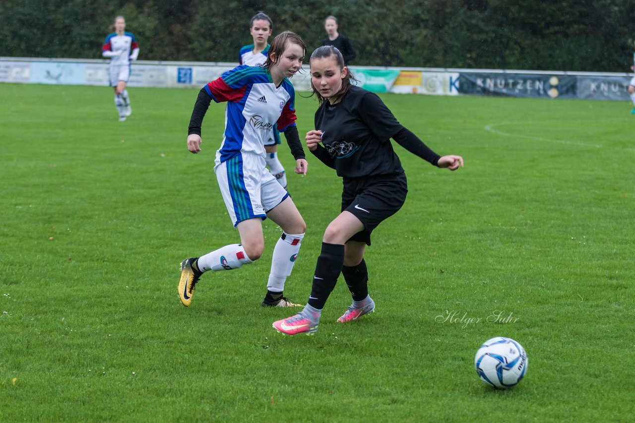 Bild 153 - B-Juniorinnen SV Henstedt Ulzburg - MSG Steinhorst Krummesse : Ergebnis: 4:0